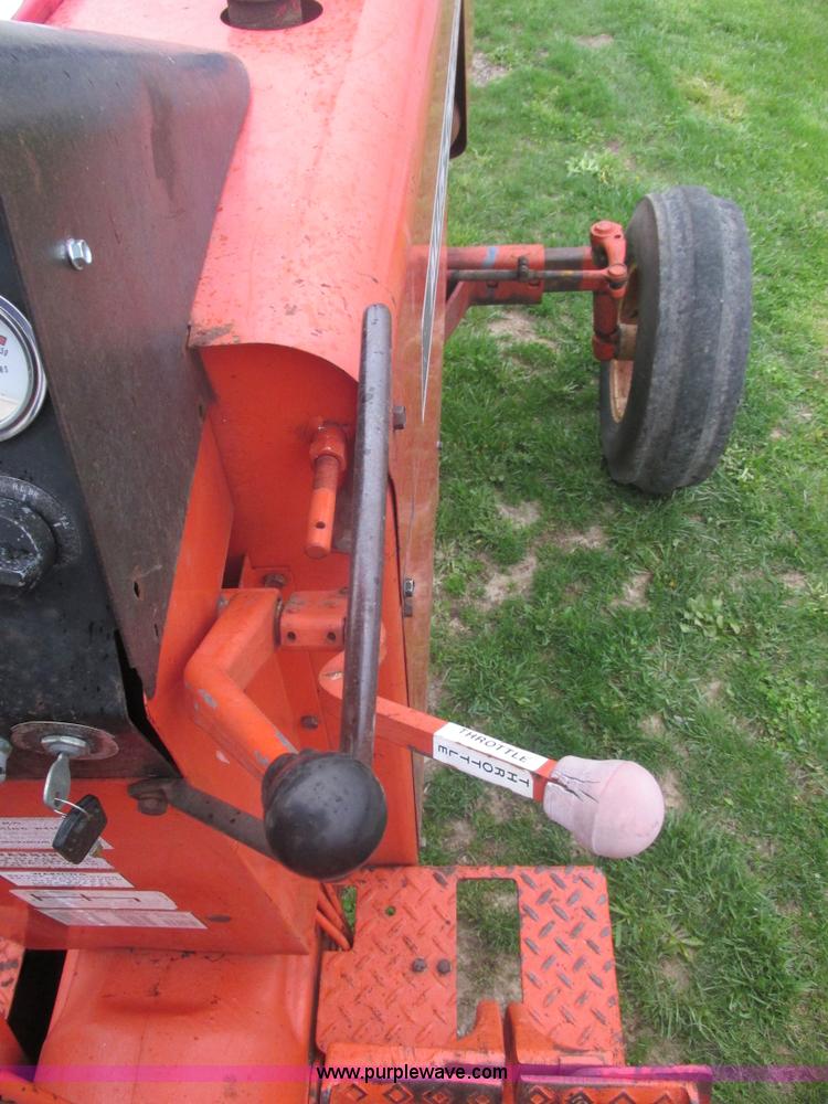image for item E7204 Allis Chalmers 185 tractor