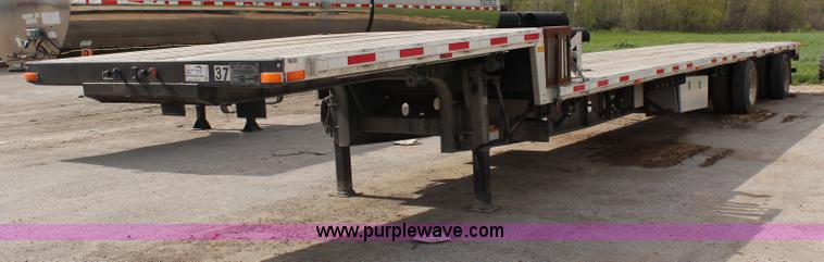 image for item F2890 2011 Transcraft DTL-2100 drop deck trailer