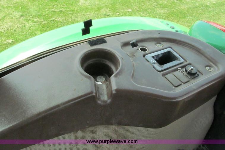 image for item F5042 2009 John Deere 5603 MFWD tractor