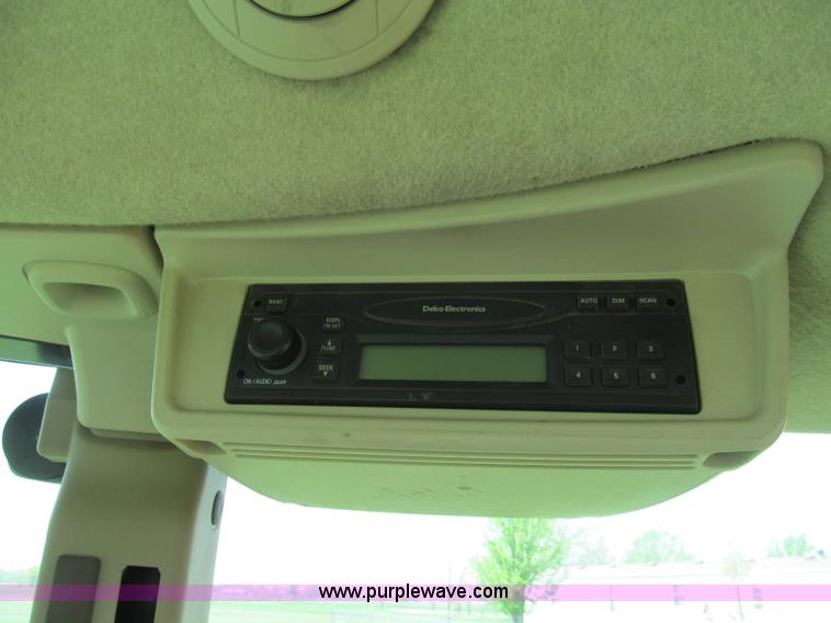 image for item F5042 2009 John Deere 5603 MFWD tractor