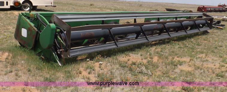 image for item F8763 John Deere 930 platform header