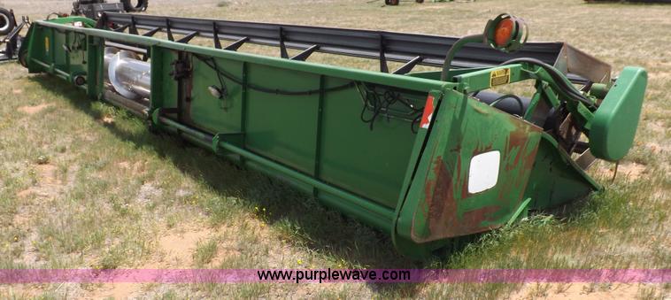 image for item F8763 John Deere 930 platform header