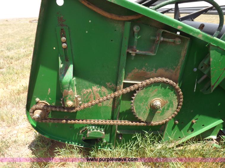 image for item F8763 John Deere 930 platform header