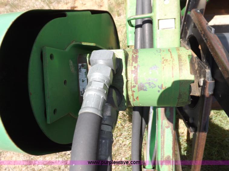 image for item F8763 John Deere 930 platform header