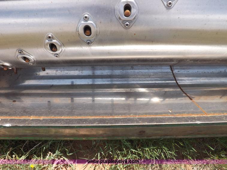 image for item F8763 John Deere 930 platform header