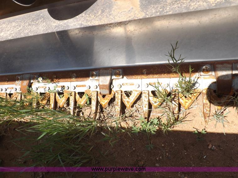 image for item F8763 John Deere 930 platform header