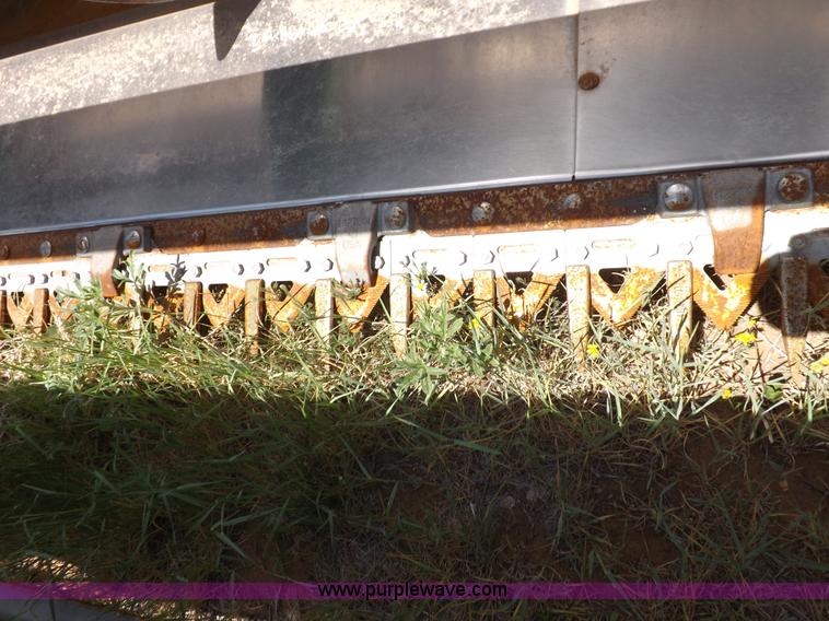 image for item F8763 John Deere 930 platform header