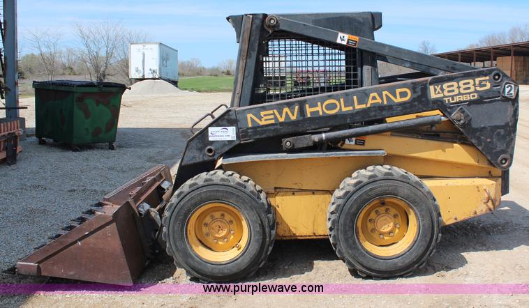 image for item G5345 1995 New Holland LX885 skid steer