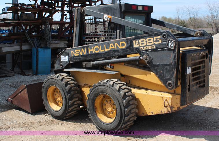 image for item G5345 1995 New Holland LX885 skid steer