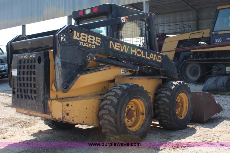 image for item G5345 1995 New Holland LX885 skid steer