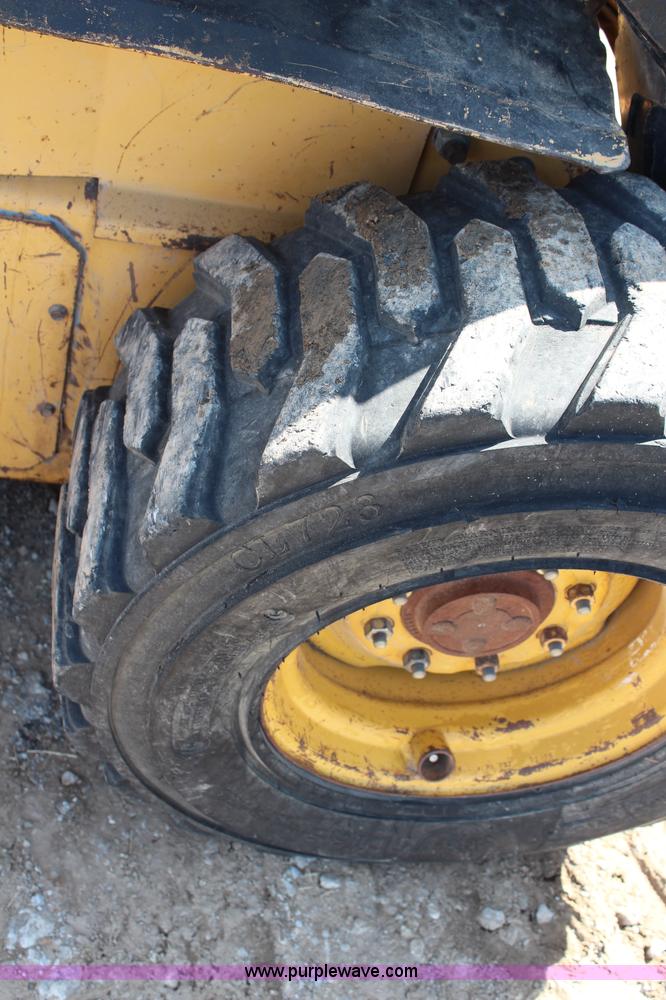 image for item G5345 1995 New Holland LX885 skid steer