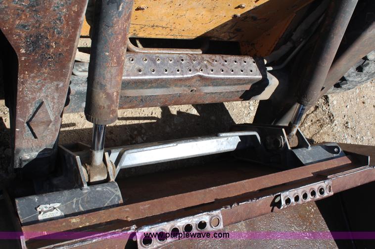 image for item G5345 1995 New Holland LX885 skid steer