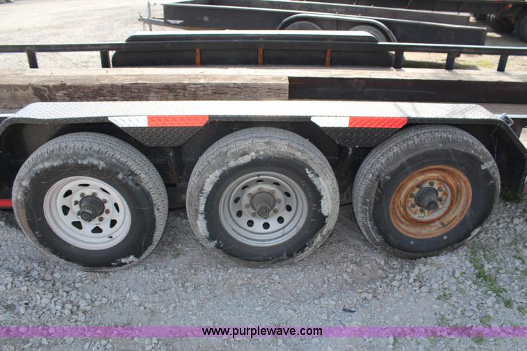 image for item G5440 2010 Retco 40' gooseneck trailer