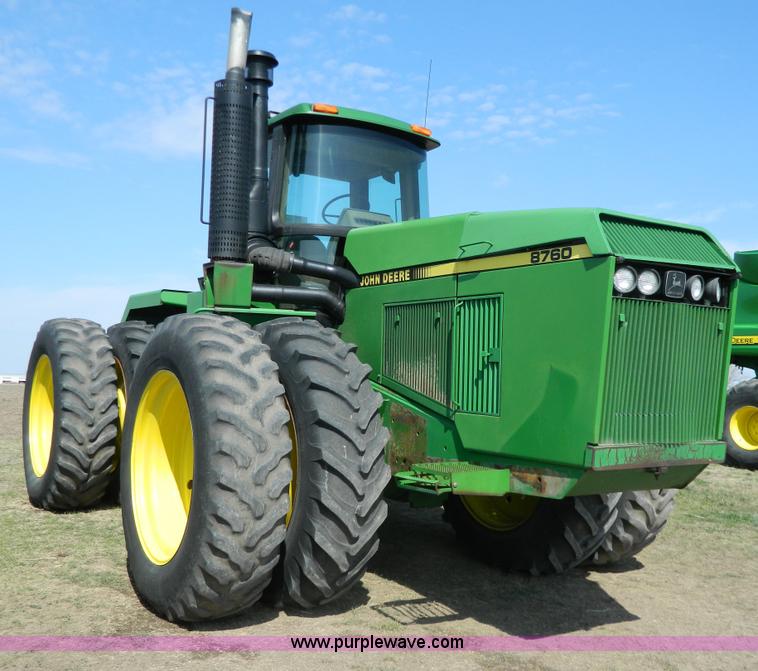 image for item G7840 1989 John Deere 8760 4WD tractor