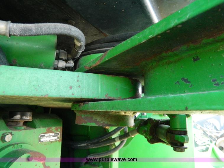 image for item G7840 1989 John Deere 8760 4WD tractor