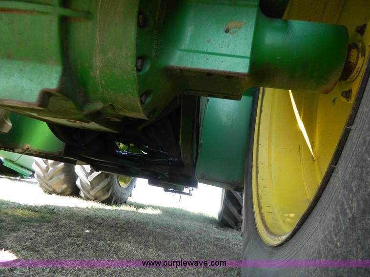 image for item G7840 1989 John Deere 8760 4WD tractor