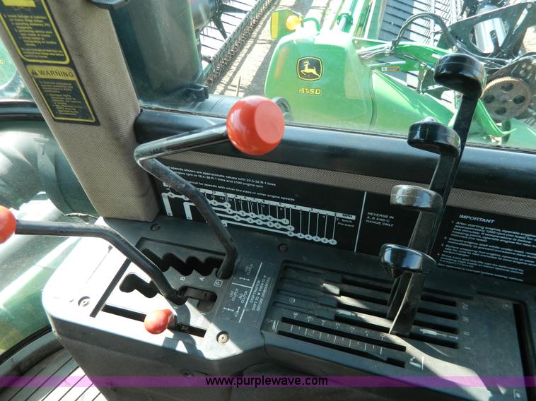 image for item G7840 1989 John Deere 8760 4WD tractor