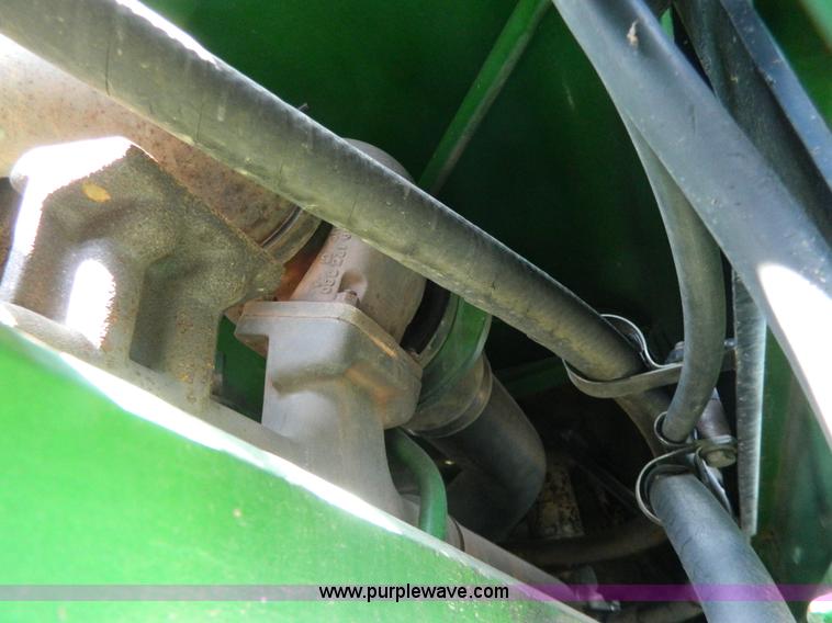 image for item G7840 1989 John Deere 8760 4WD tractor