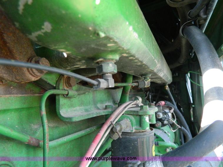 image for item G7840 1989 John Deere 8760 4WD tractor