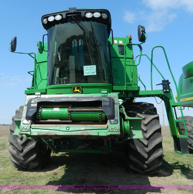 image for item G7841 2010 John Deere 9770 STS RWA combine
