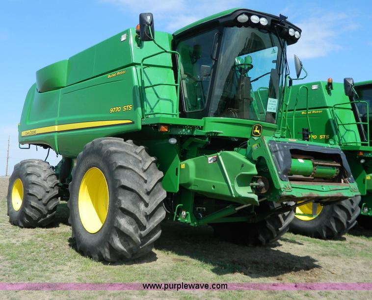 image for item G7841 2010 John Deere 9770 STS RWA combine