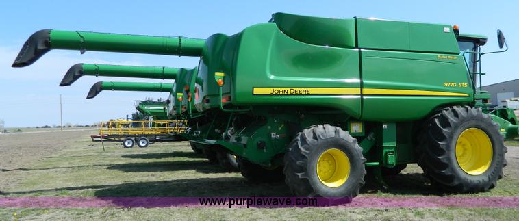 image for item G7841 2010 John Deere 9770 STS RWA combine