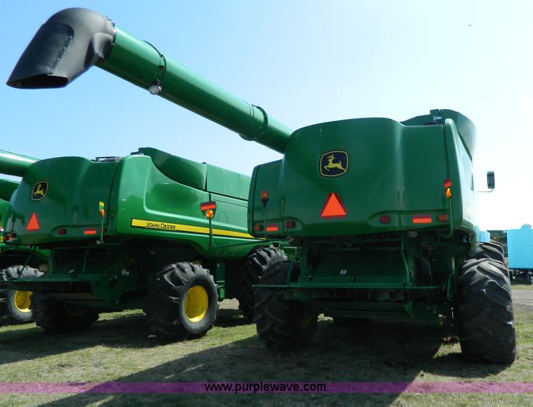 image for item G7841 2010 John Deere 9770 STS RWA combine
