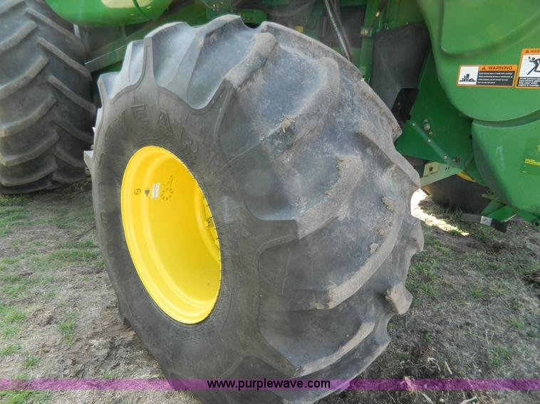 image for item G7841 2010 John Deere 9770 STS RWA combine