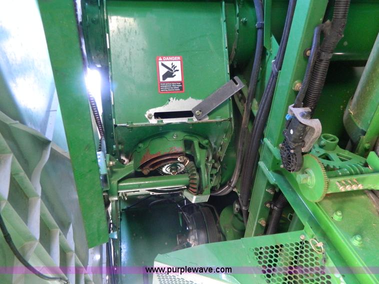 image for item G7841 2010 John Deere 9770 STS RWA combine
