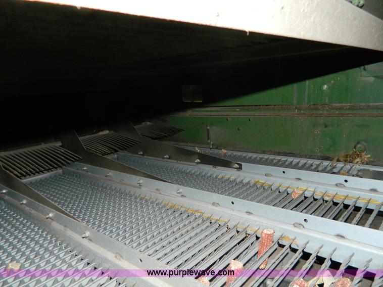 image for item G7841 2010 John Deere 9770 STS RWA combine