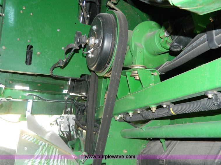 image for item G7841 2010 John Deere 9770 STS RWA combine
