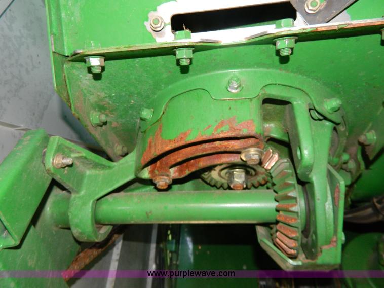 image for item G7841 2010 John Deere 9770 STS RWA combine