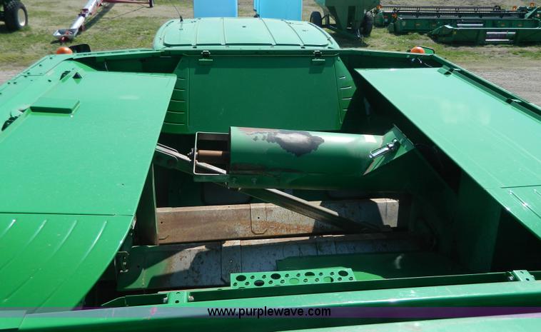 image for item G7841 2010 John Deere 9770 STS RWA combine