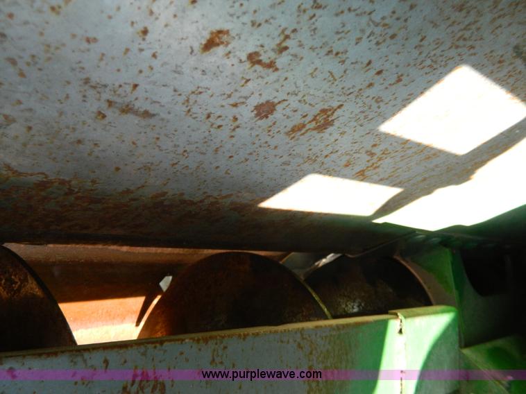 image for item G7841 2010 John Deere 9770 STS RWA combine