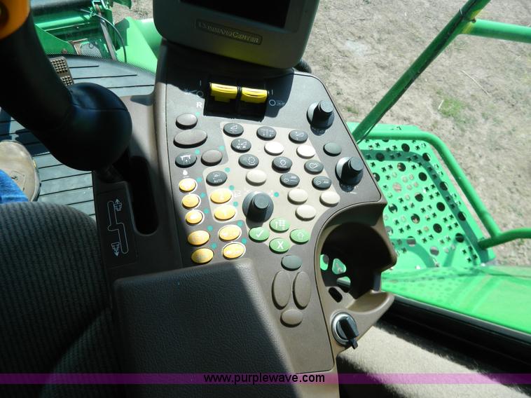 image for item G7841 2010 John Deere 9770 STS RWA combine