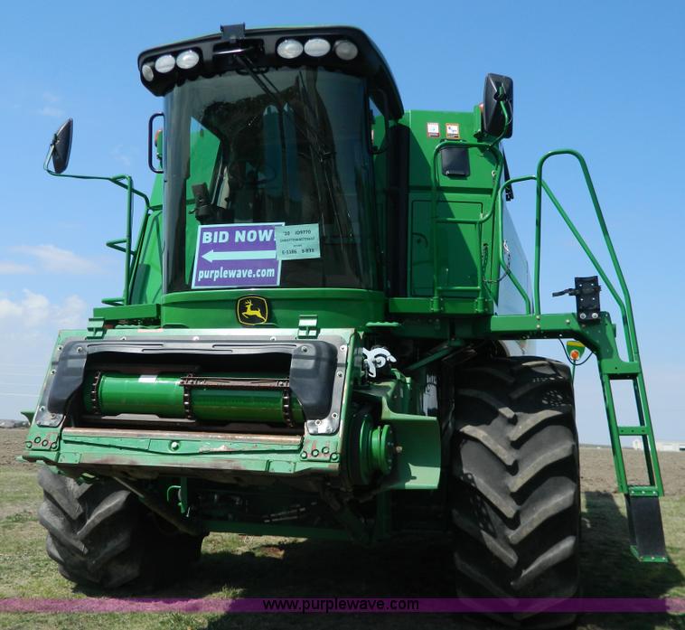 image for item G7841 2010 John Deere 9770 STS RWA combine