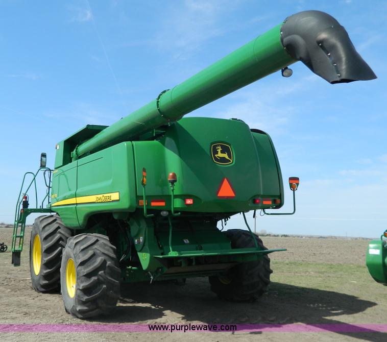 image for item G7844 2010 John Deere 9770 STS RWA combine