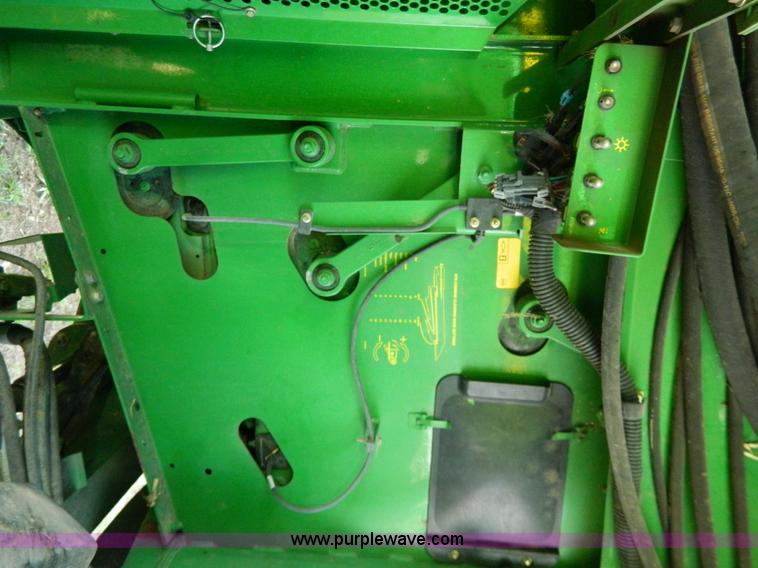 image for item G7844 2010 John Deere 9770 STS RWA combine