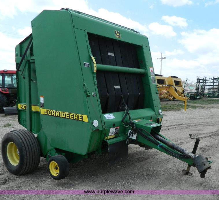 image for item G7854 1998 John Deere 566 round baler