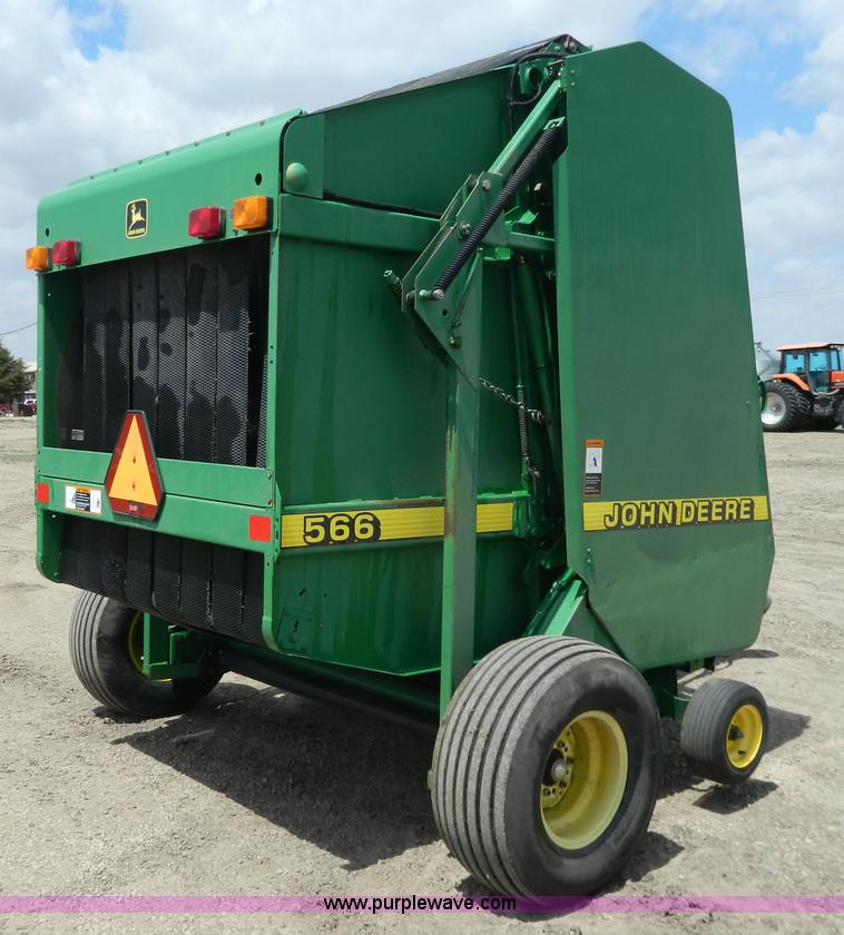 image for item G7854 1998 John Deere 566 round baler
