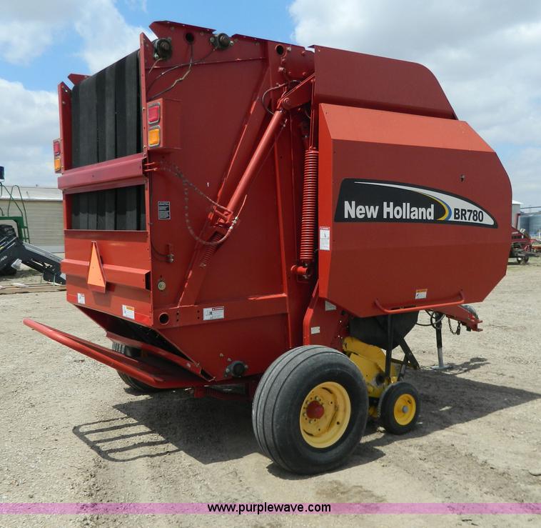 image for item G7855 2003 New Holland BR780 round baler