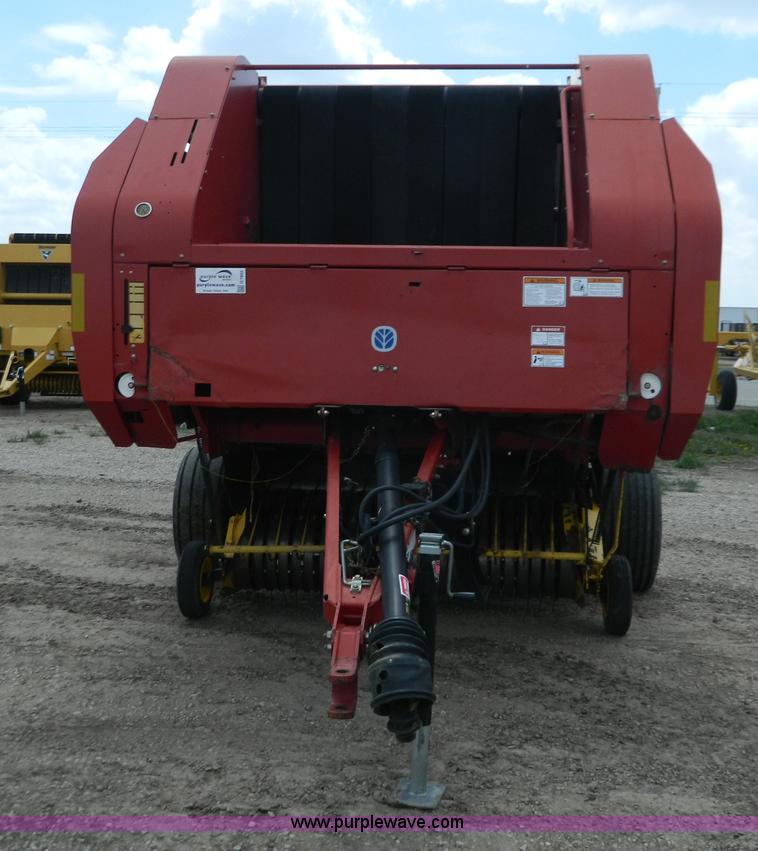 image for item G7855 2003 New Holland BR780 round baler
