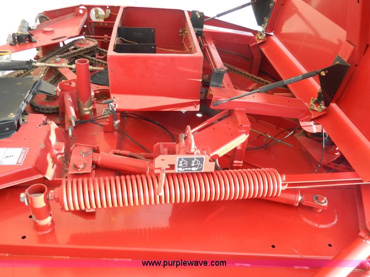 image for item G7855 2003 New Holland BR780 round baler