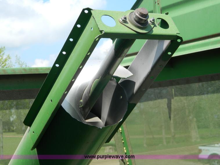 image for item G7859 1984 John Deere 7720 Turbo combine