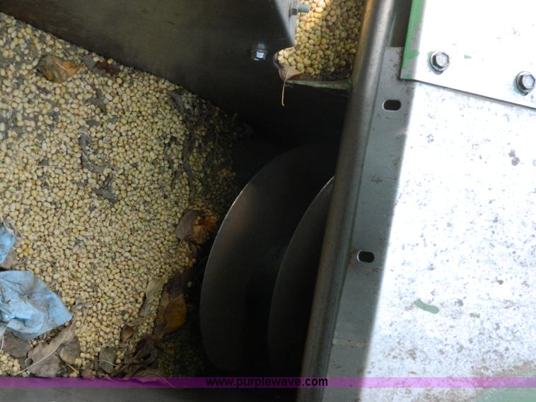 image for item G7859 1984 John Deere 7720 Turbo combine