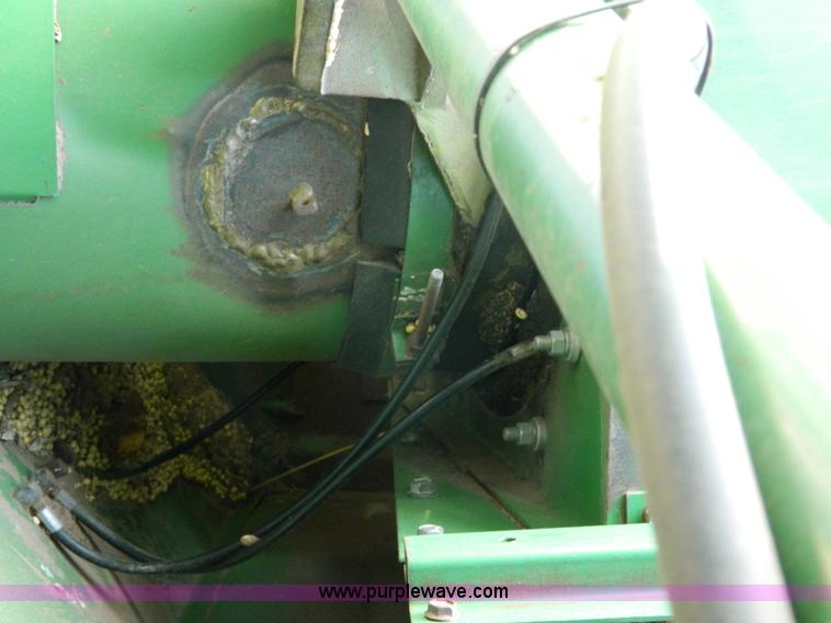 image for item G7859 1984 John Deere 7720 Turbo combine