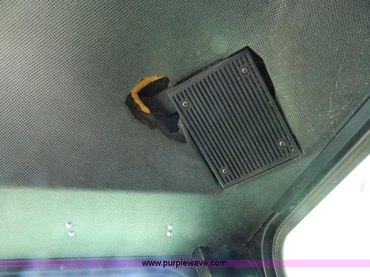 image for item G7859 1984 John Deere 7720 Turbo combine