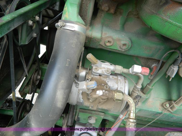 image for item G7859 1984 John Deere 7720 Turbo combine
