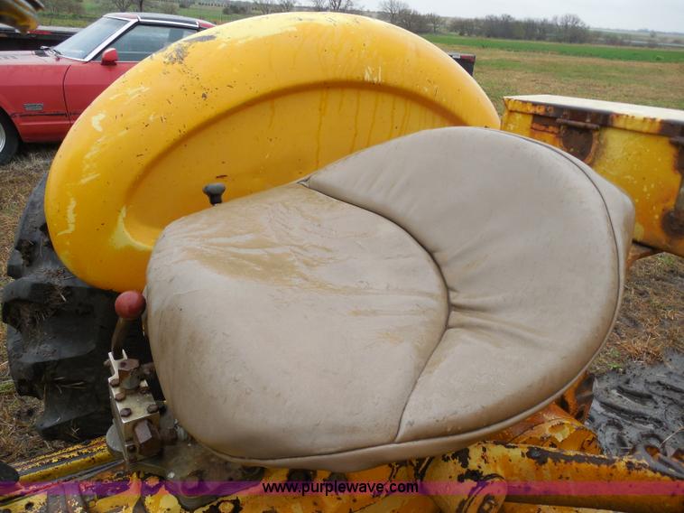 image for item H3226 Ford 3550 tractor