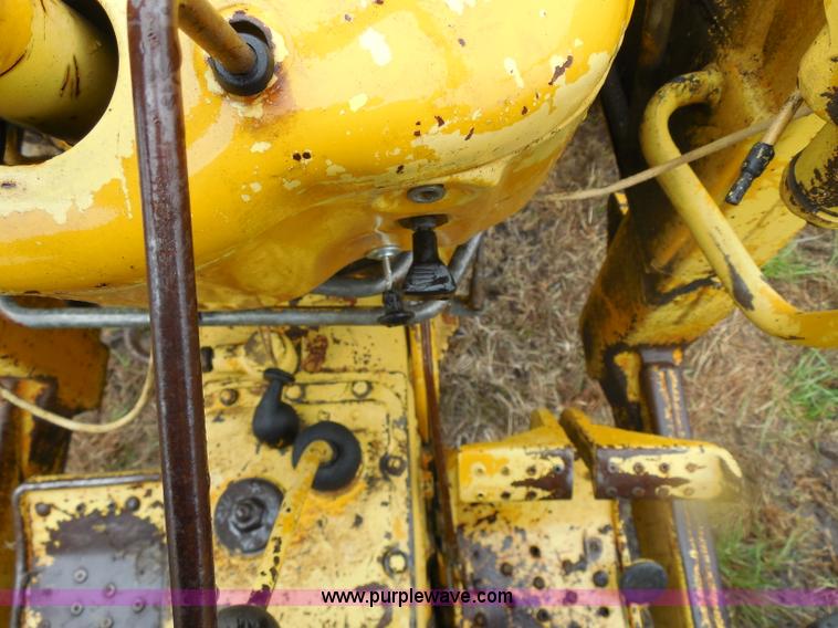 image for item H3226 Ford 3550 tractor